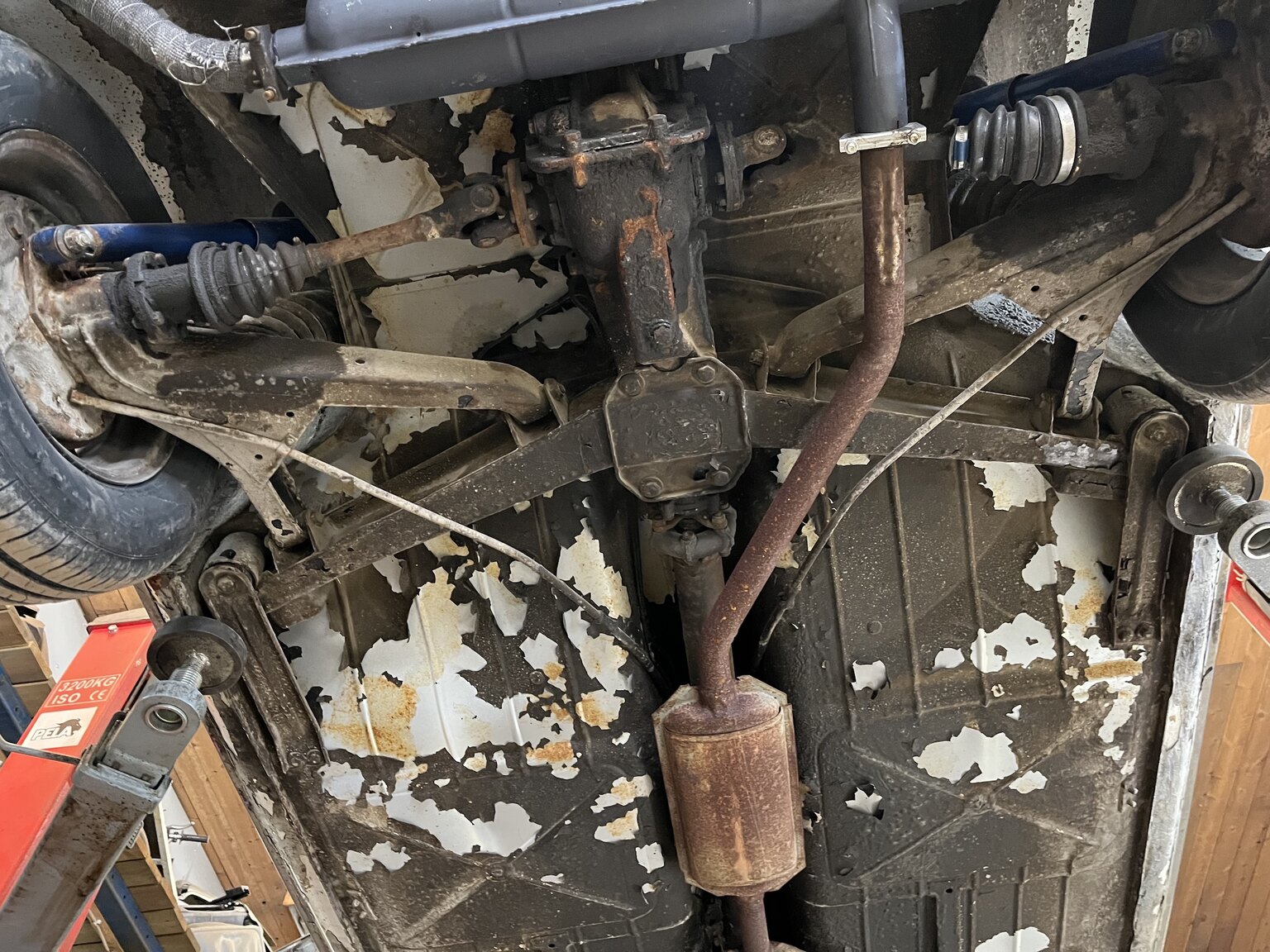 Image of 1965 BMW 1800 mechanics