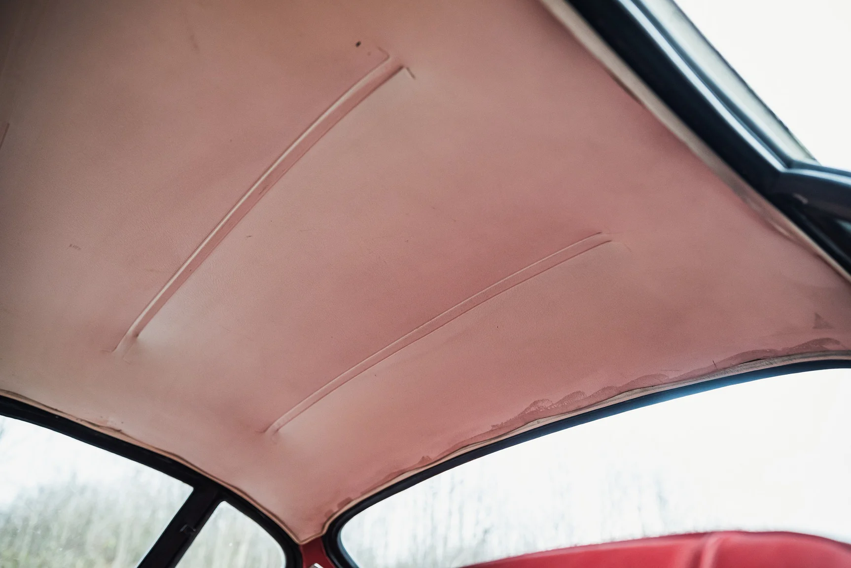 Interior image of 1964 Volvo P 1800S (43)