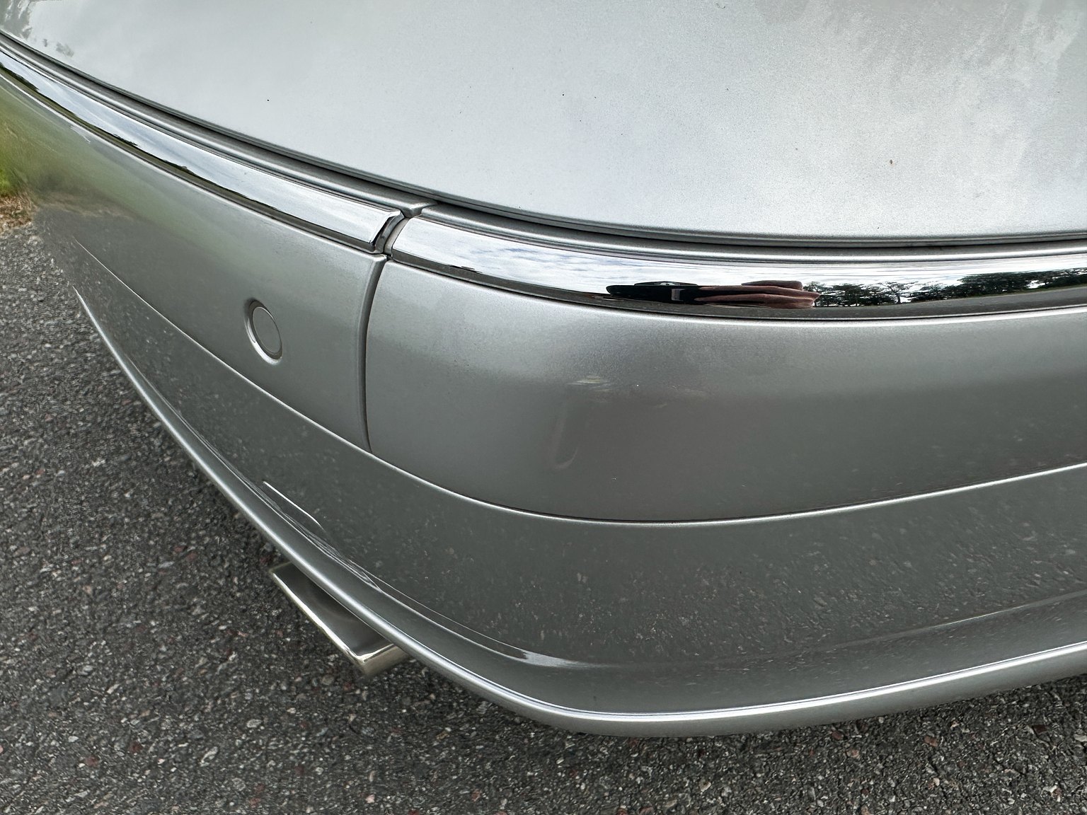 Exterior image of 2000 Mercedes-Benz CL 500