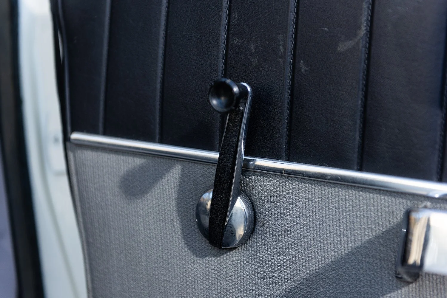 Innenraumfoto von 1964 BMW 1800 (55)