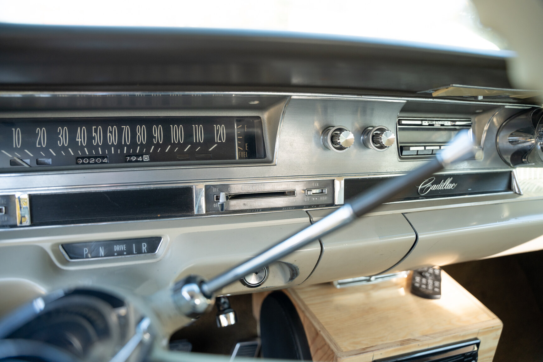 Interior image of 1962 Cadillac Coupé De Ville