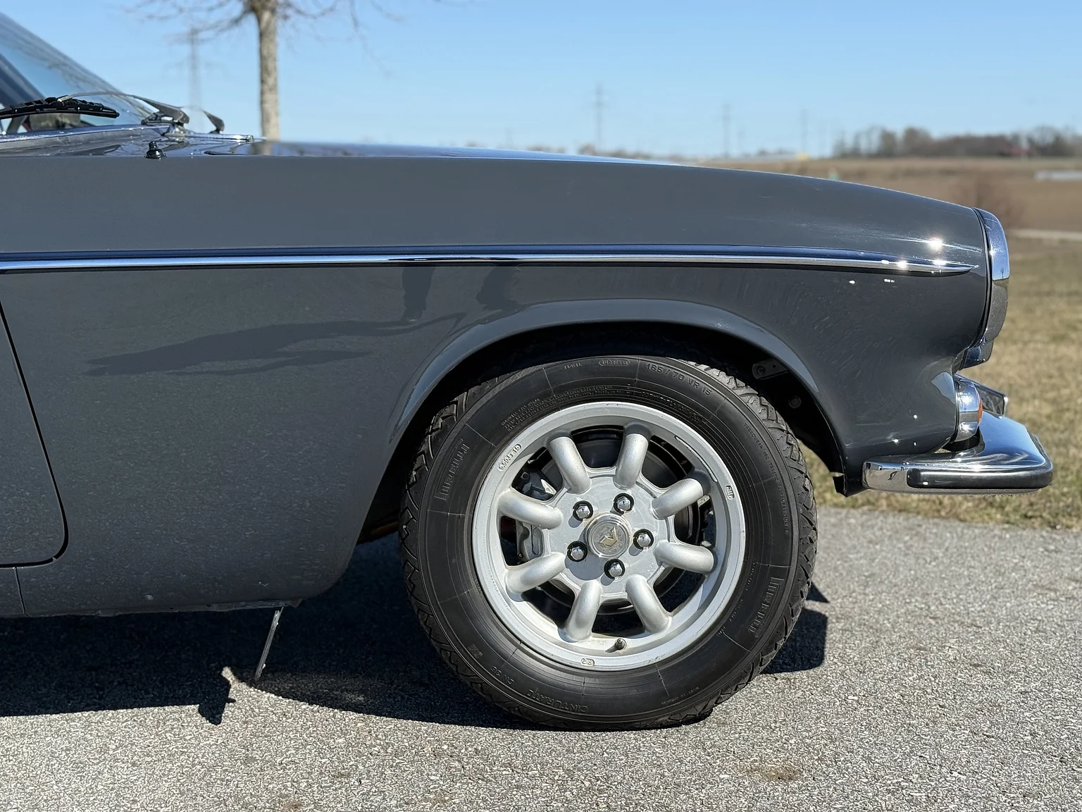 Exteriörbild på 1966 Volvo P 1800S (82)