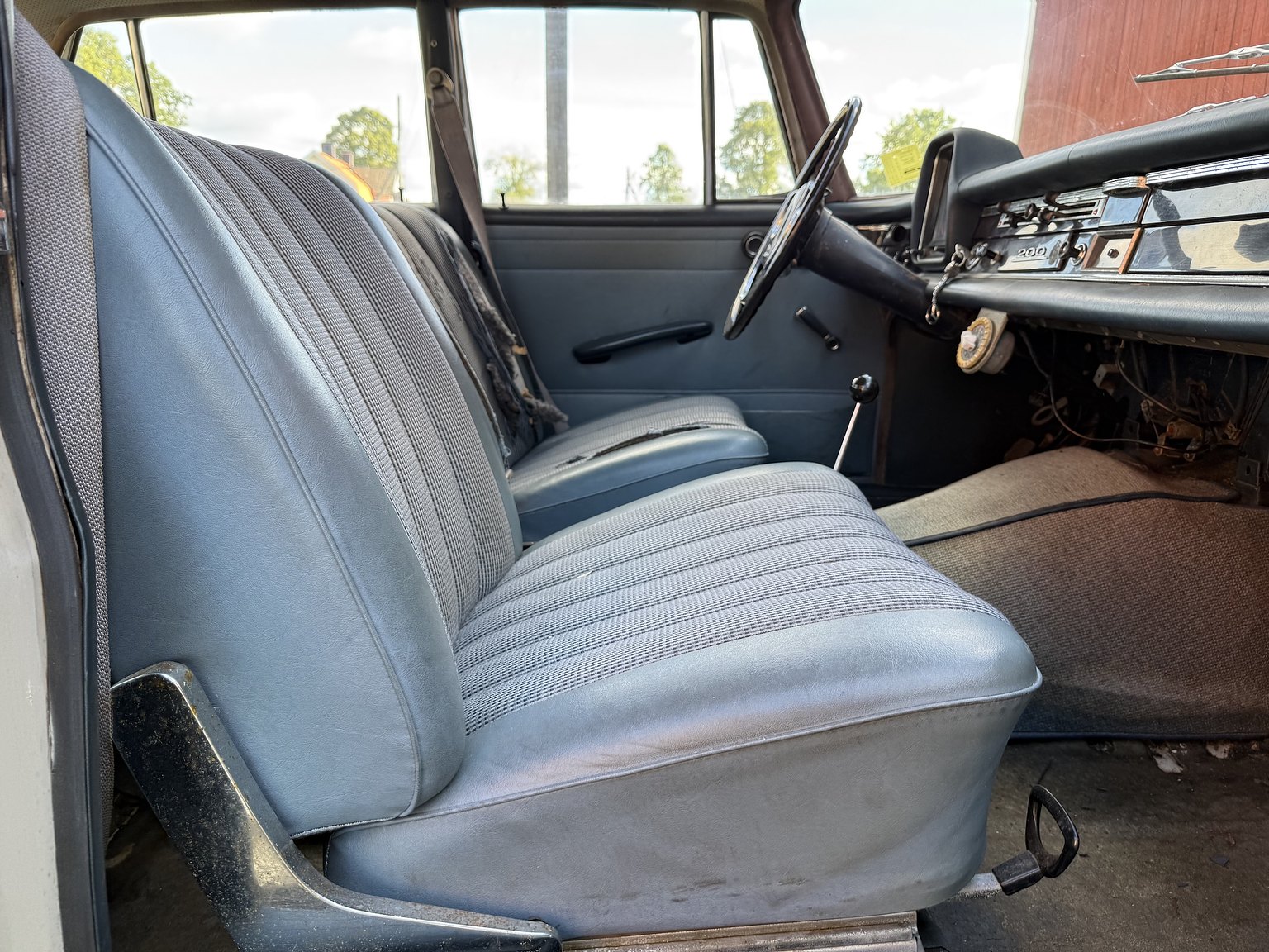 Interiörbild 1967 Mercedes-Benz 200