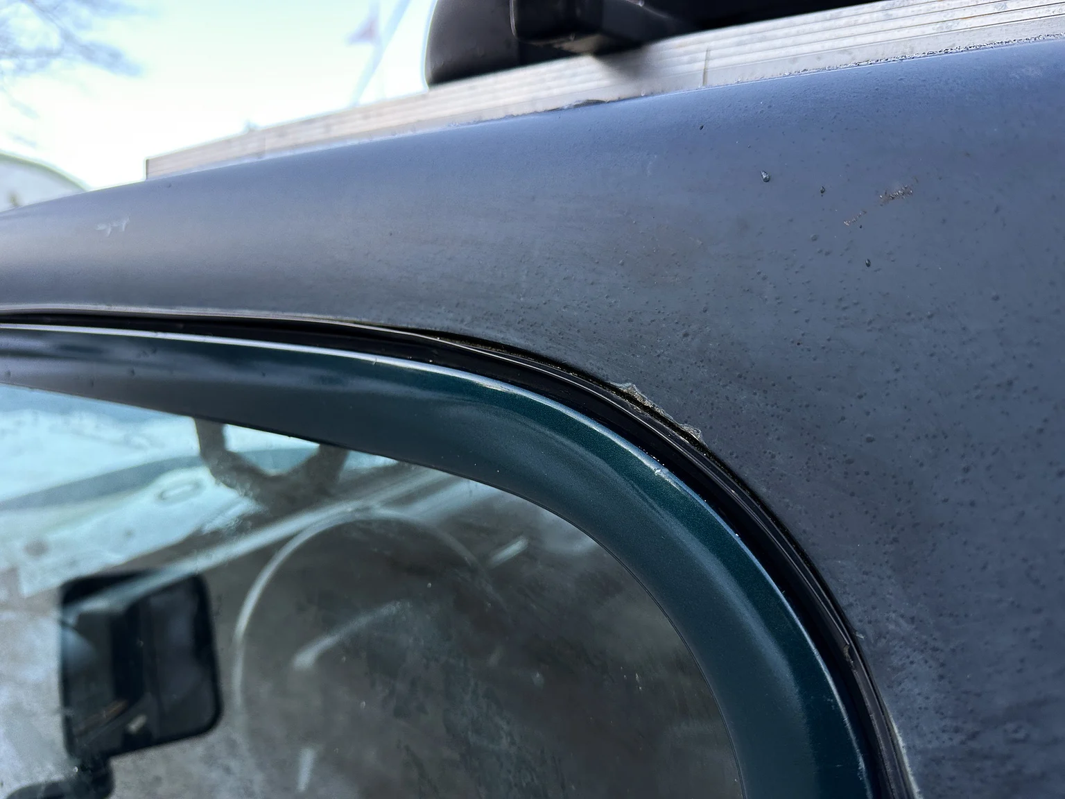 Exterior image of 1997 JEEP Wrangler Hardtop 2.5 AWD (64)