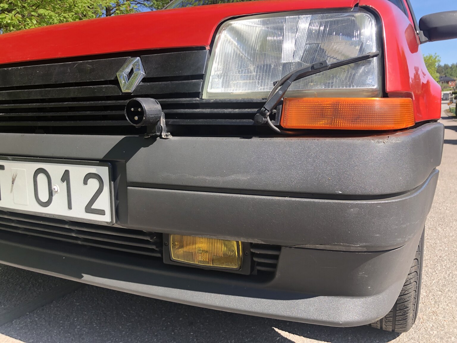 Exteriörbild på 1990 Renault 5 (25)