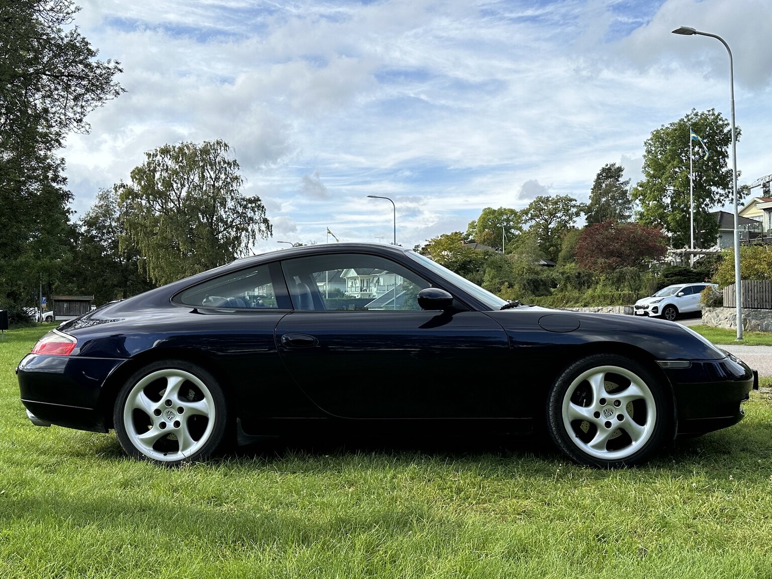Exteriörbild på 1999 Porsche 911 Carrera