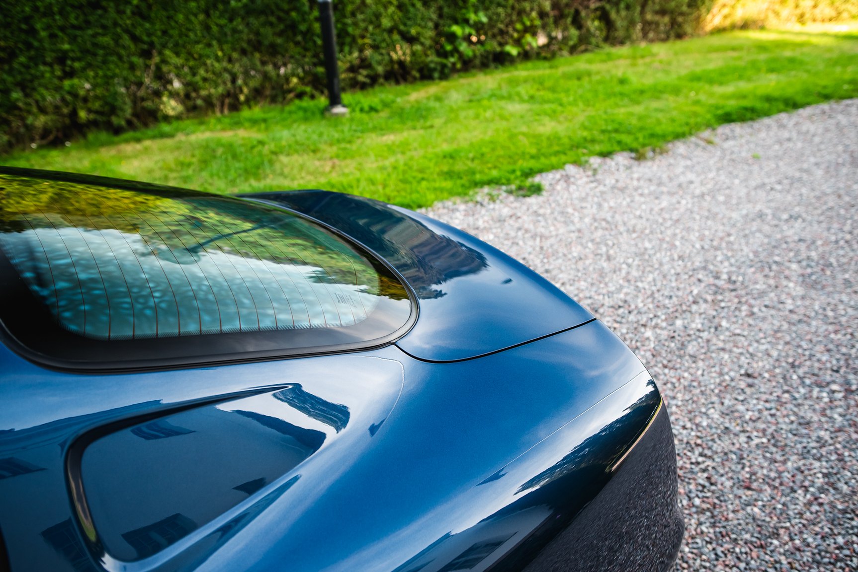 Exterior image of 2000 Maserati 3200 GT