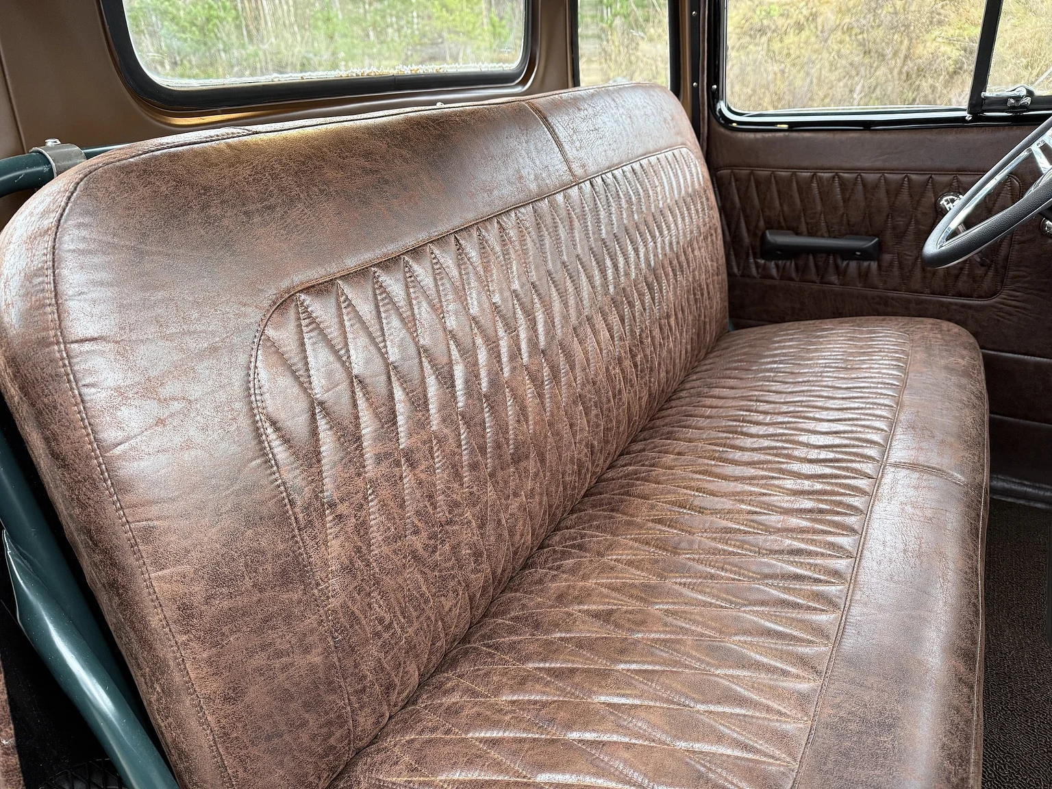 Innenraumfoto von 1953 Chevrolet 3600 Custom by Järudds (24)