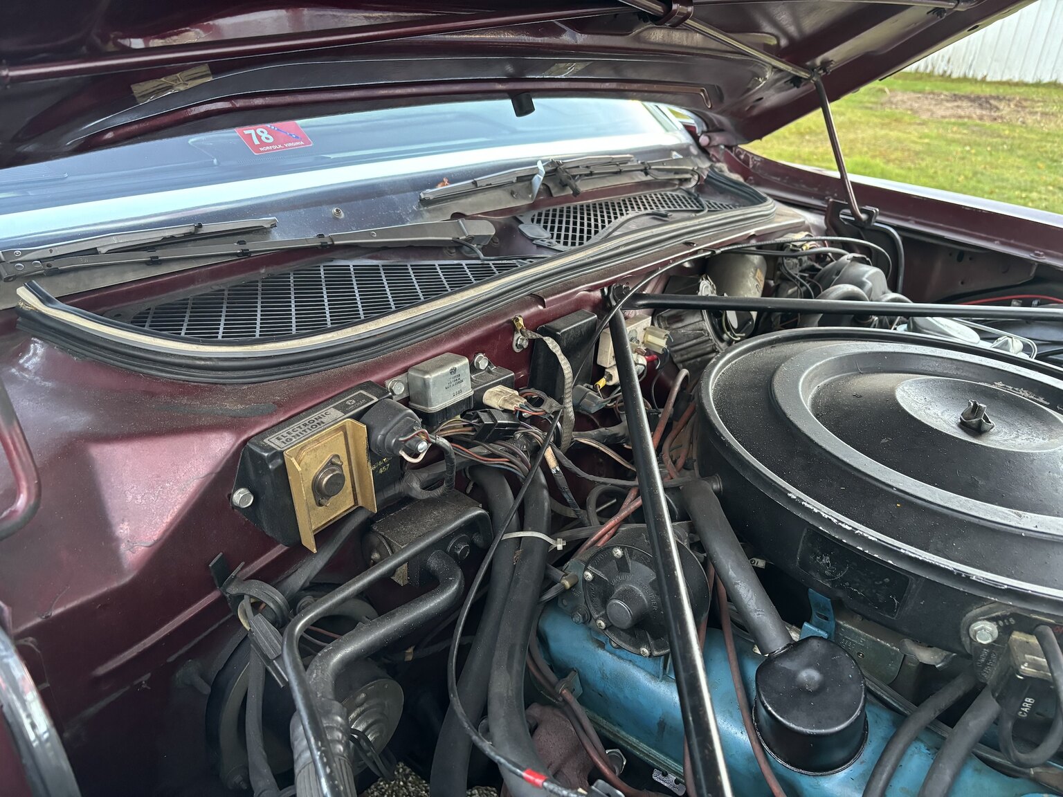 Image of 1976 Chrysler Cordoba mechanics