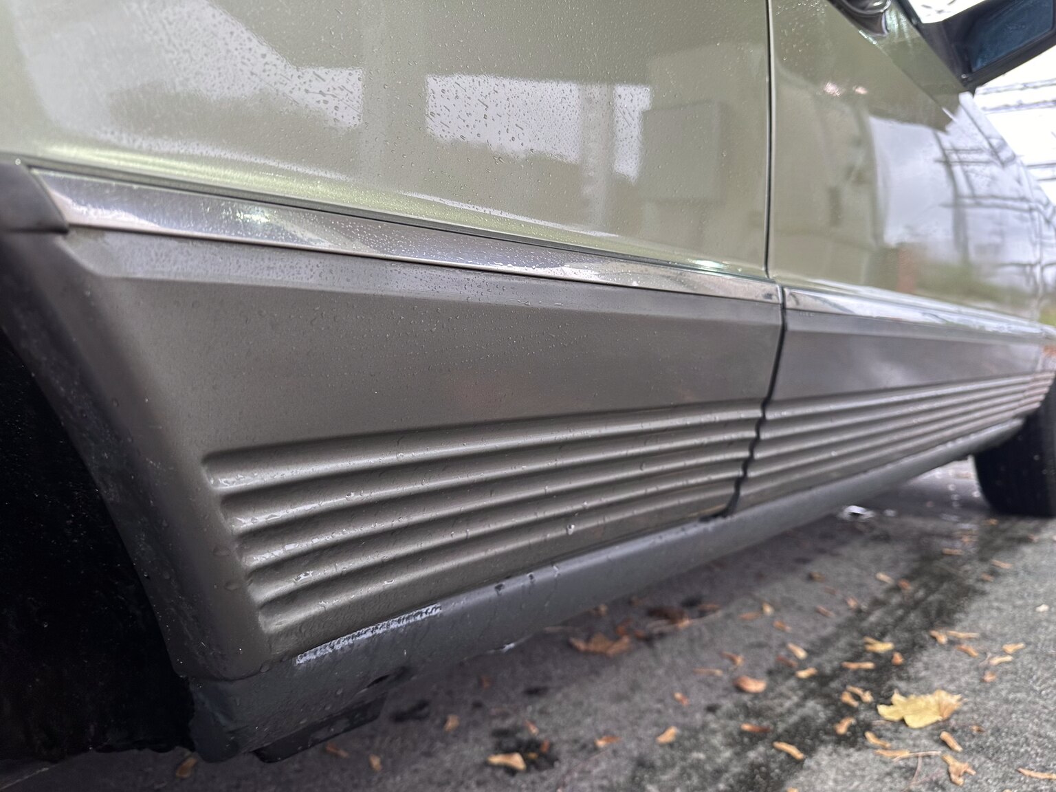 Exteriörbild på 1983 Mercedes-Benz 500 SEC