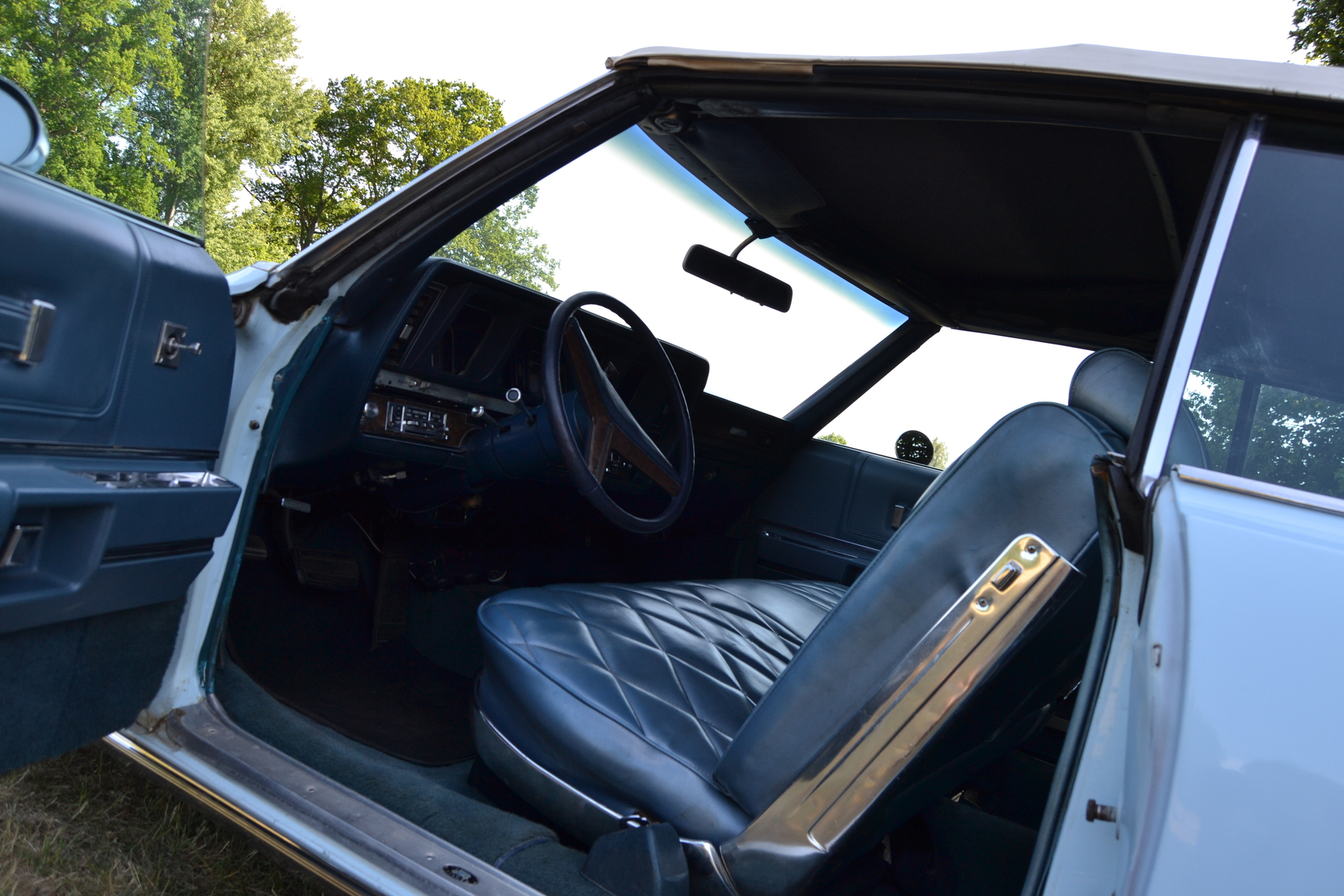 Interiörbild 1970 Oldsmobile Ninety eight Convertible