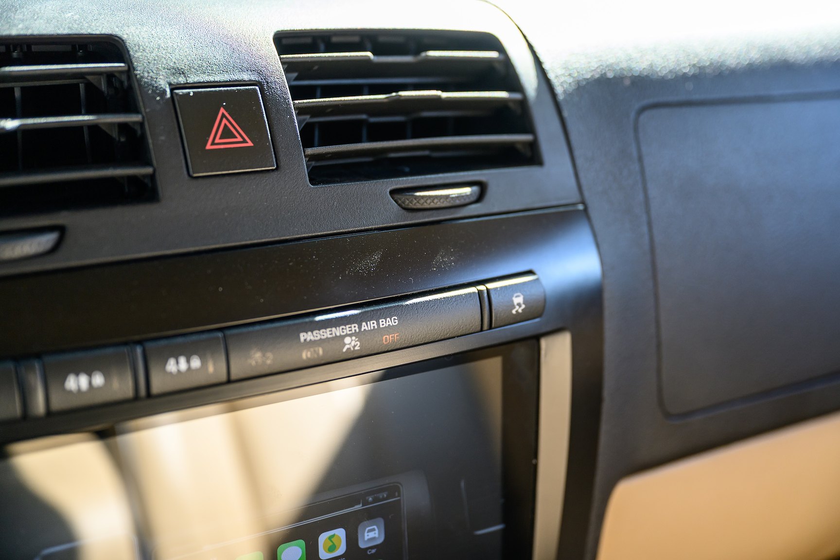 Interior image of 2006 Hummer H3
