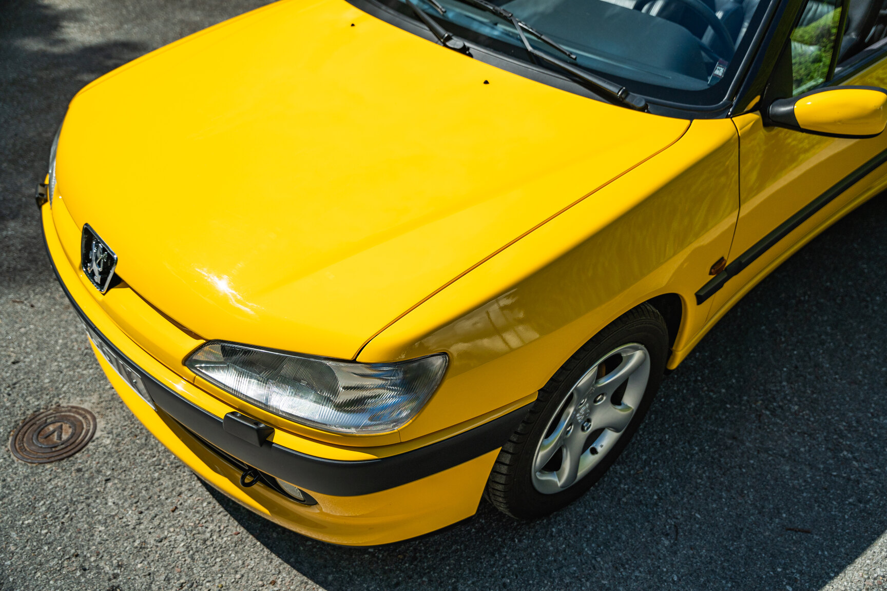 Exterior image of 1997 Peugeot 306 Cabriolet
