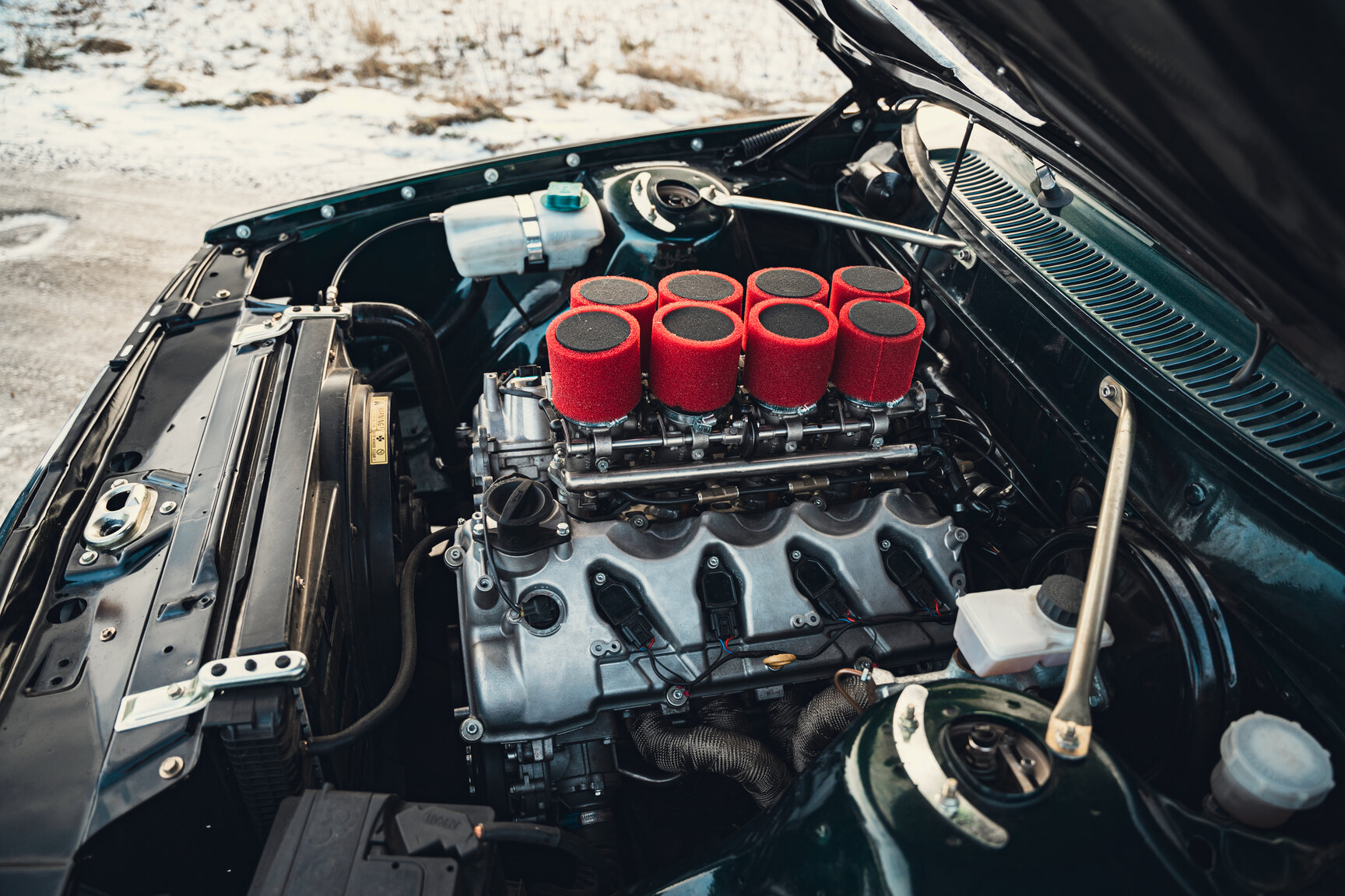 Image of 1980 VOLVO 240 V8 mechanics