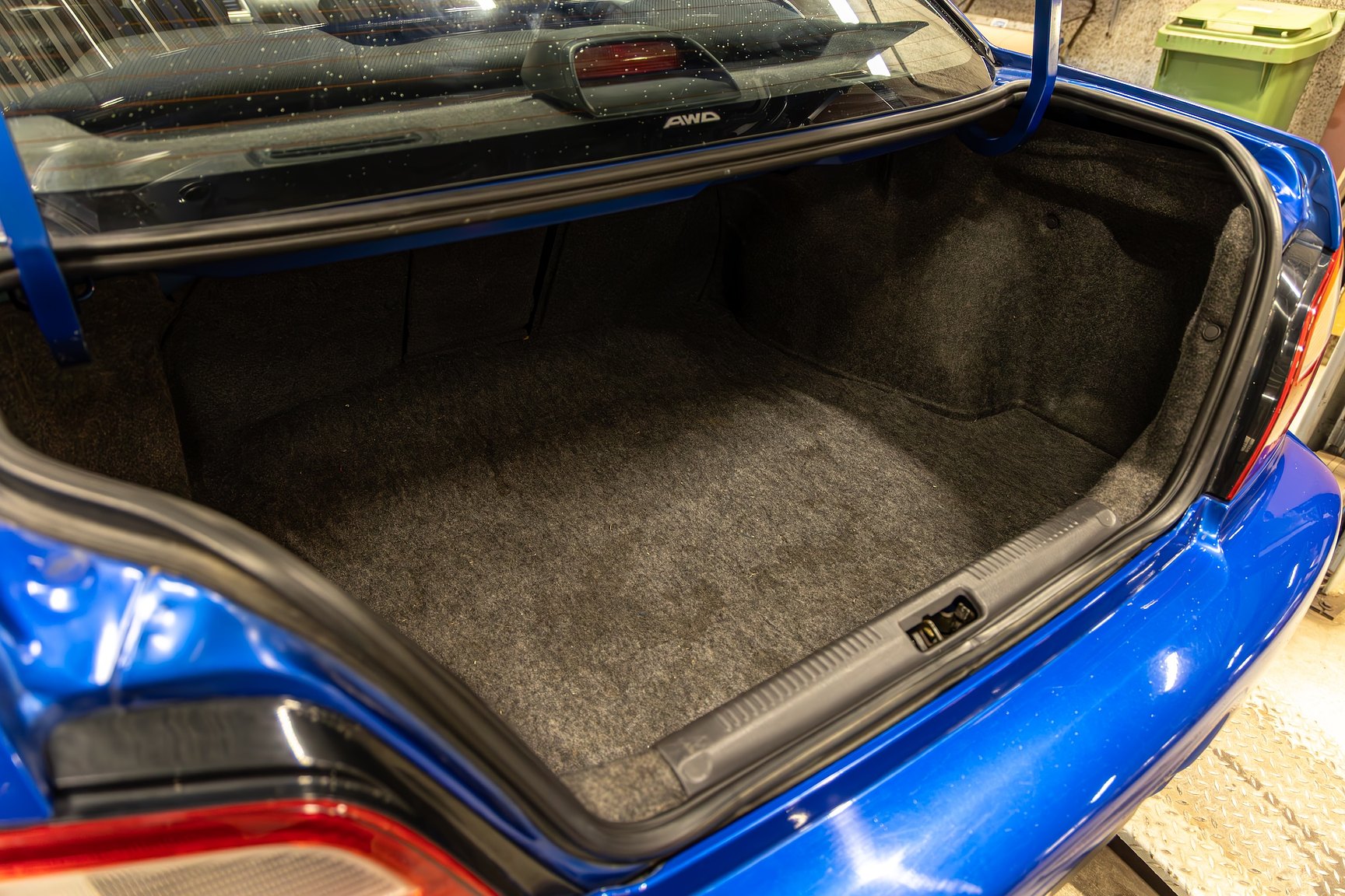 Interiörbild 2001 Subaru Impreza 2.0 WRX Turbo 4WD