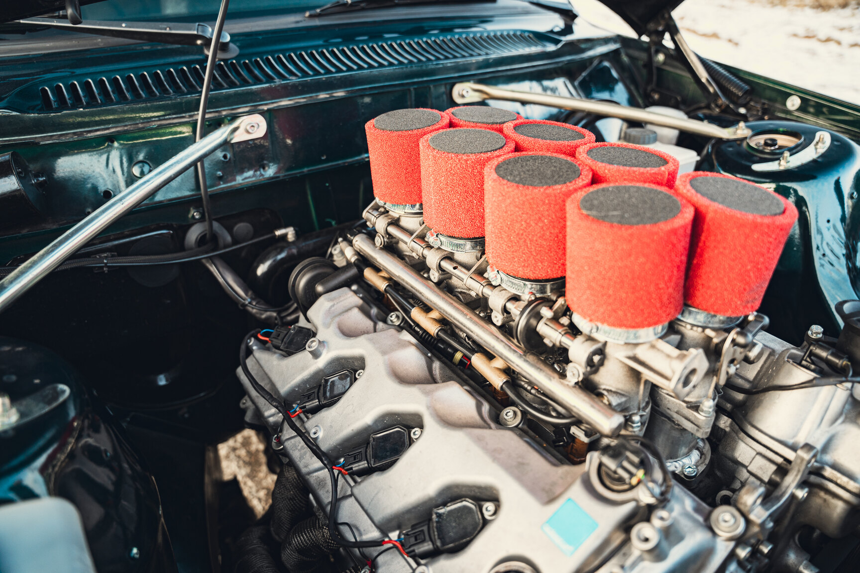 Image of 1980 VOLVO 240 V8 mechanics