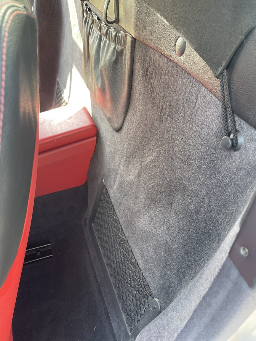 Interior image of 1998 1998 MERCEDES BENZ SLK 230 