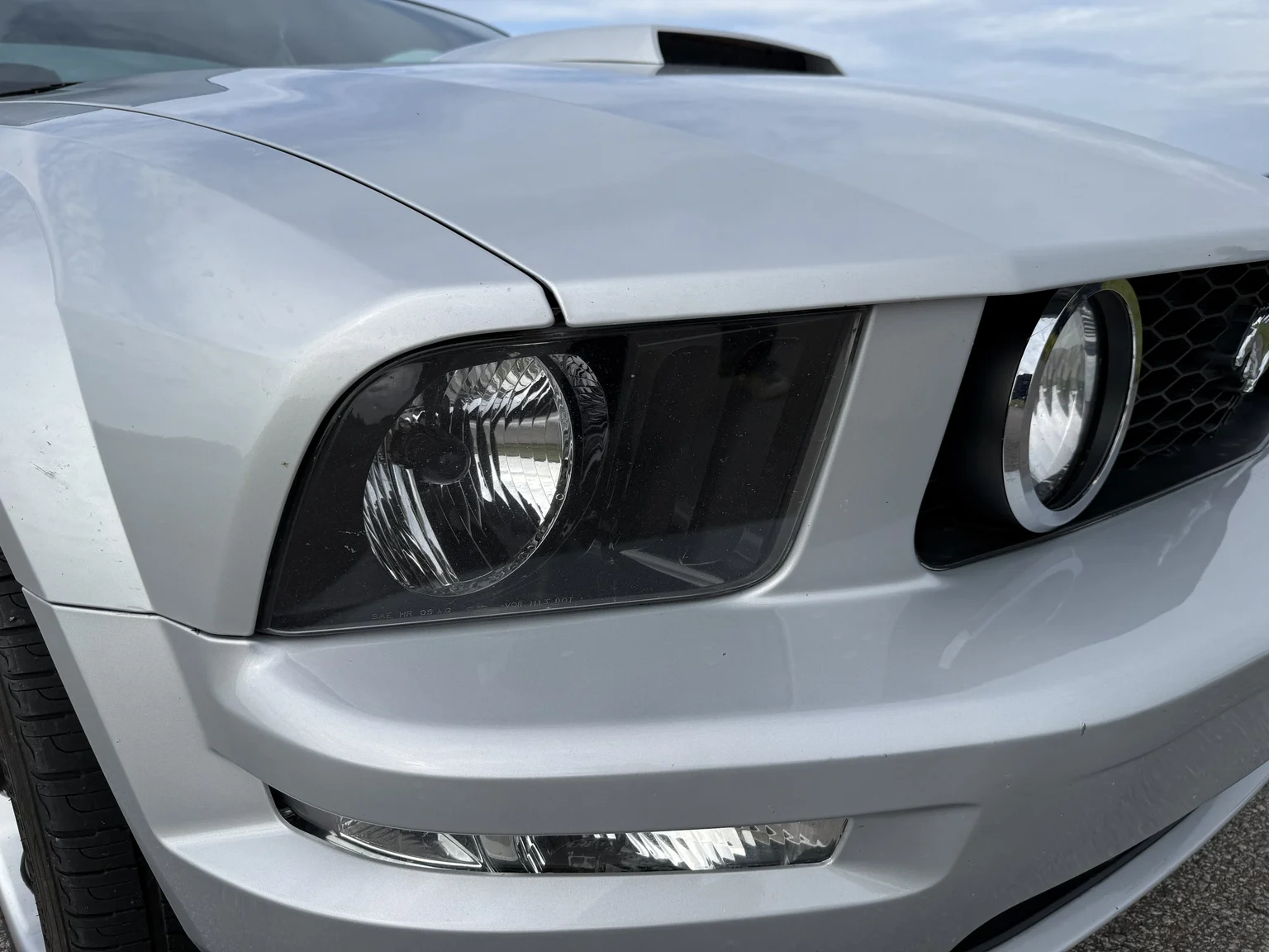 Exteriörbild på 2006 Ford Mustang GT (59)
