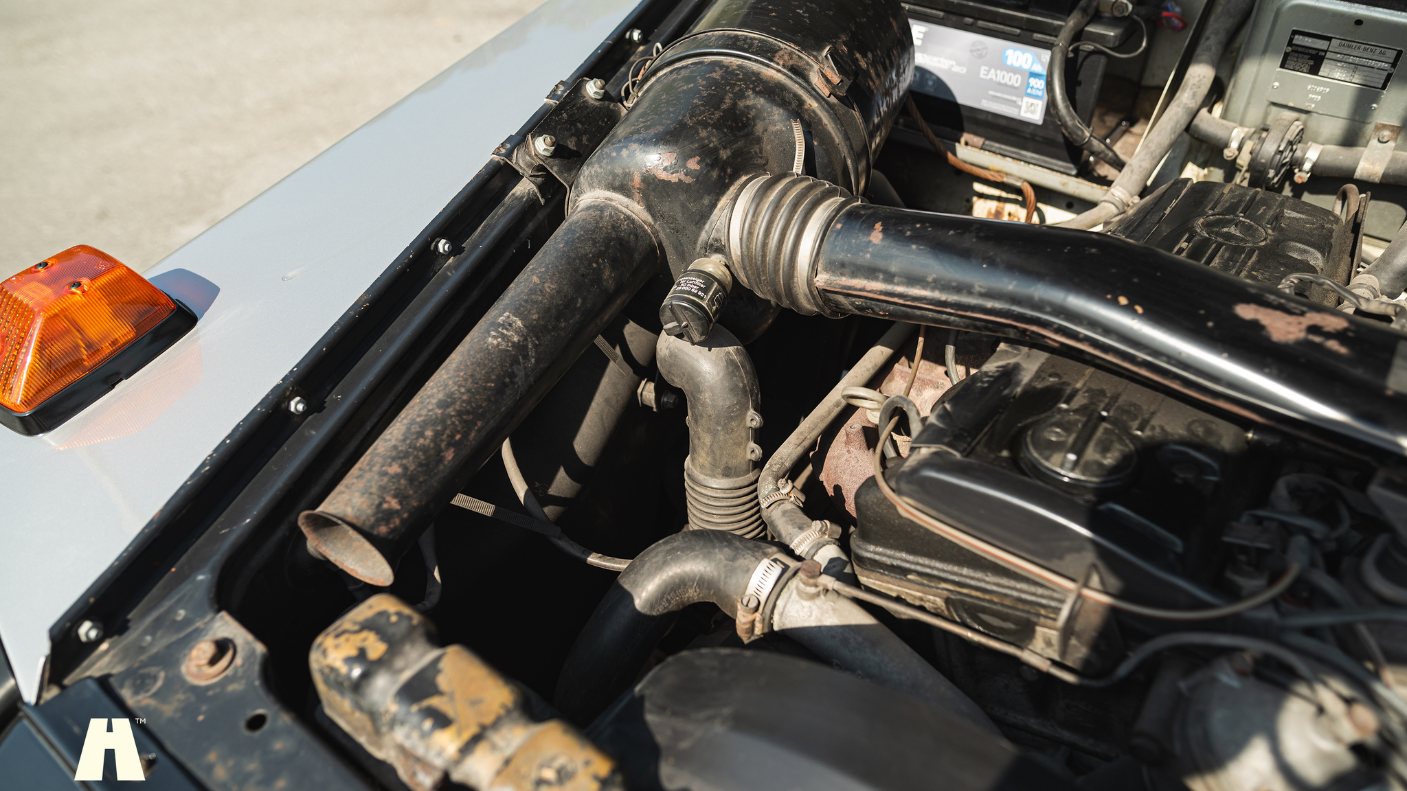 Image of 1985 Mercedes 230GE Cabrio mechanics