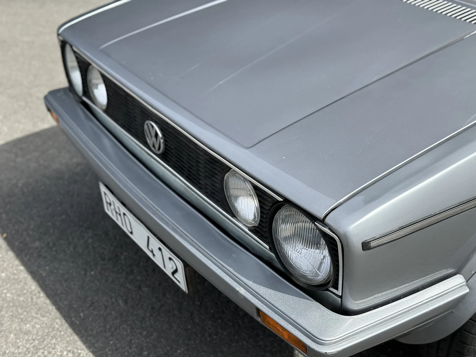 Exterior image of 1987 VW Golf Cabriolet (29)