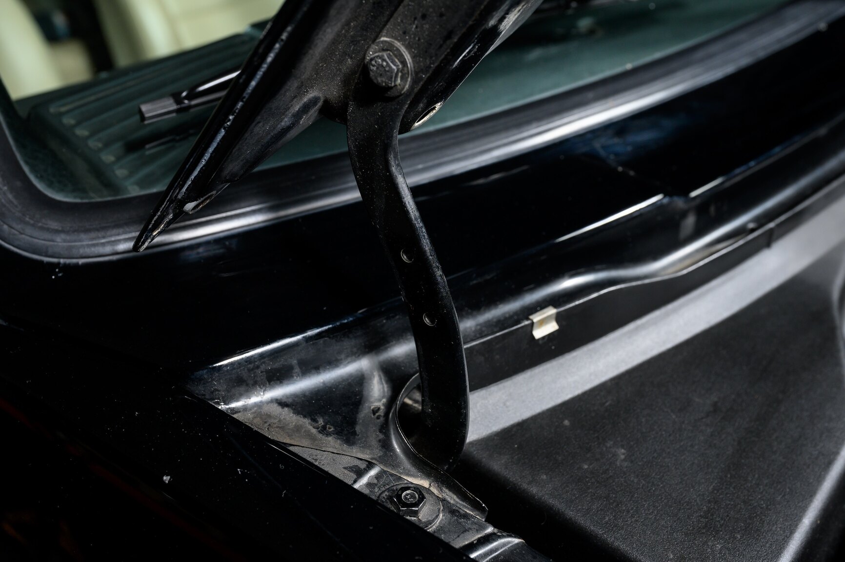 Image of 1991 Volkswagen Golf Country Chrome Edition mechanics (13)