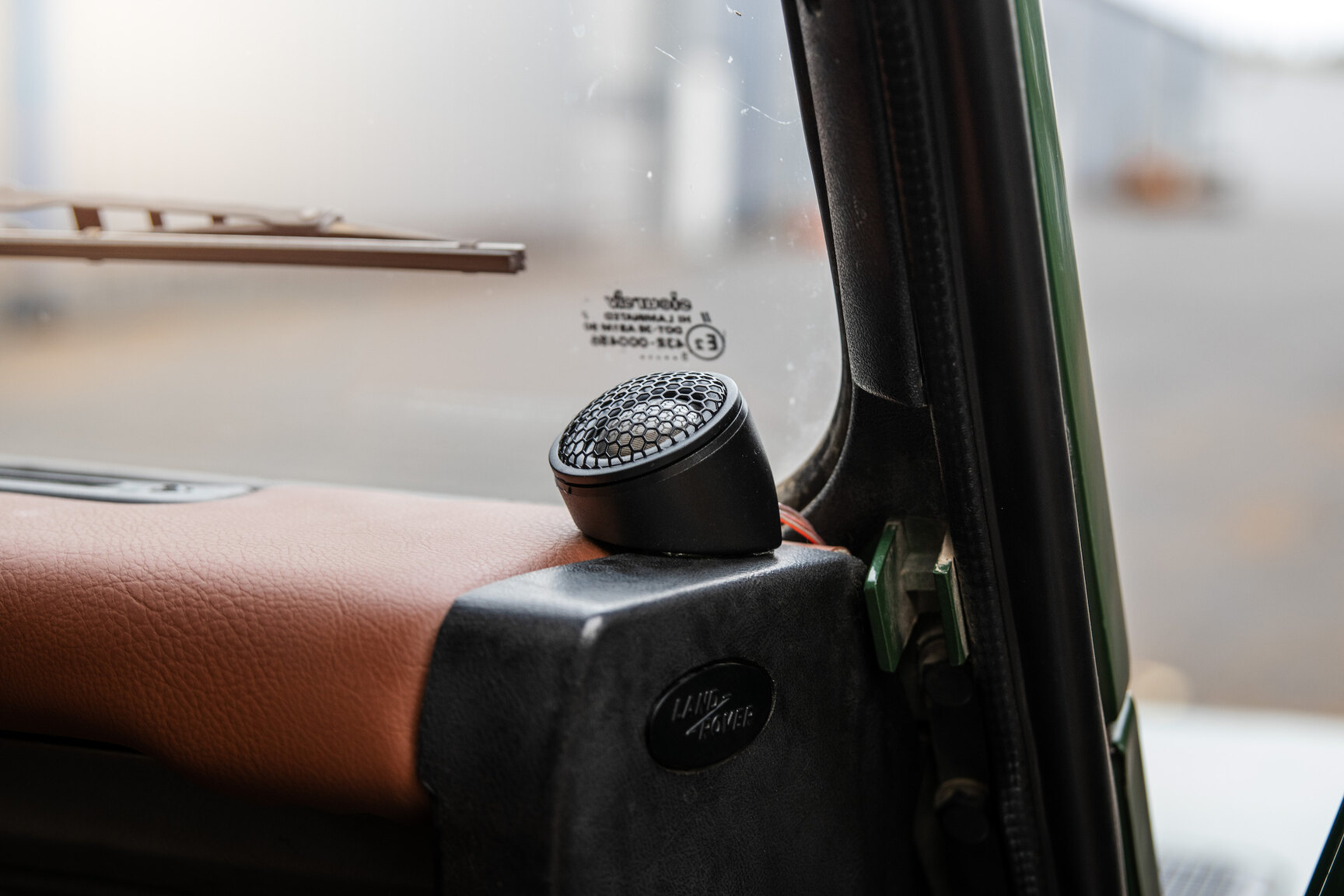 Innenraumfoto von 1996 Land Rover Defender 90 300TDi (26)