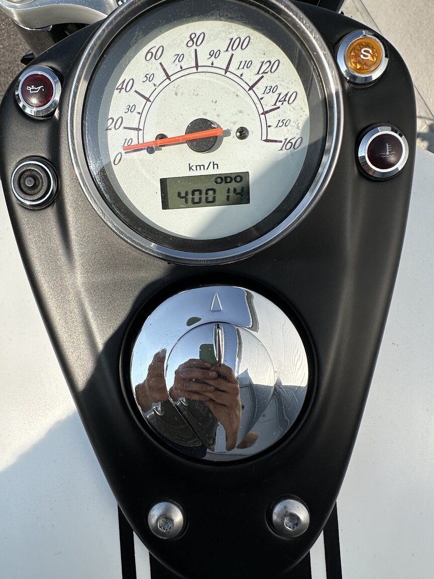 Exteriörbild på 2002 Honda Powersports VT750C Shadow
