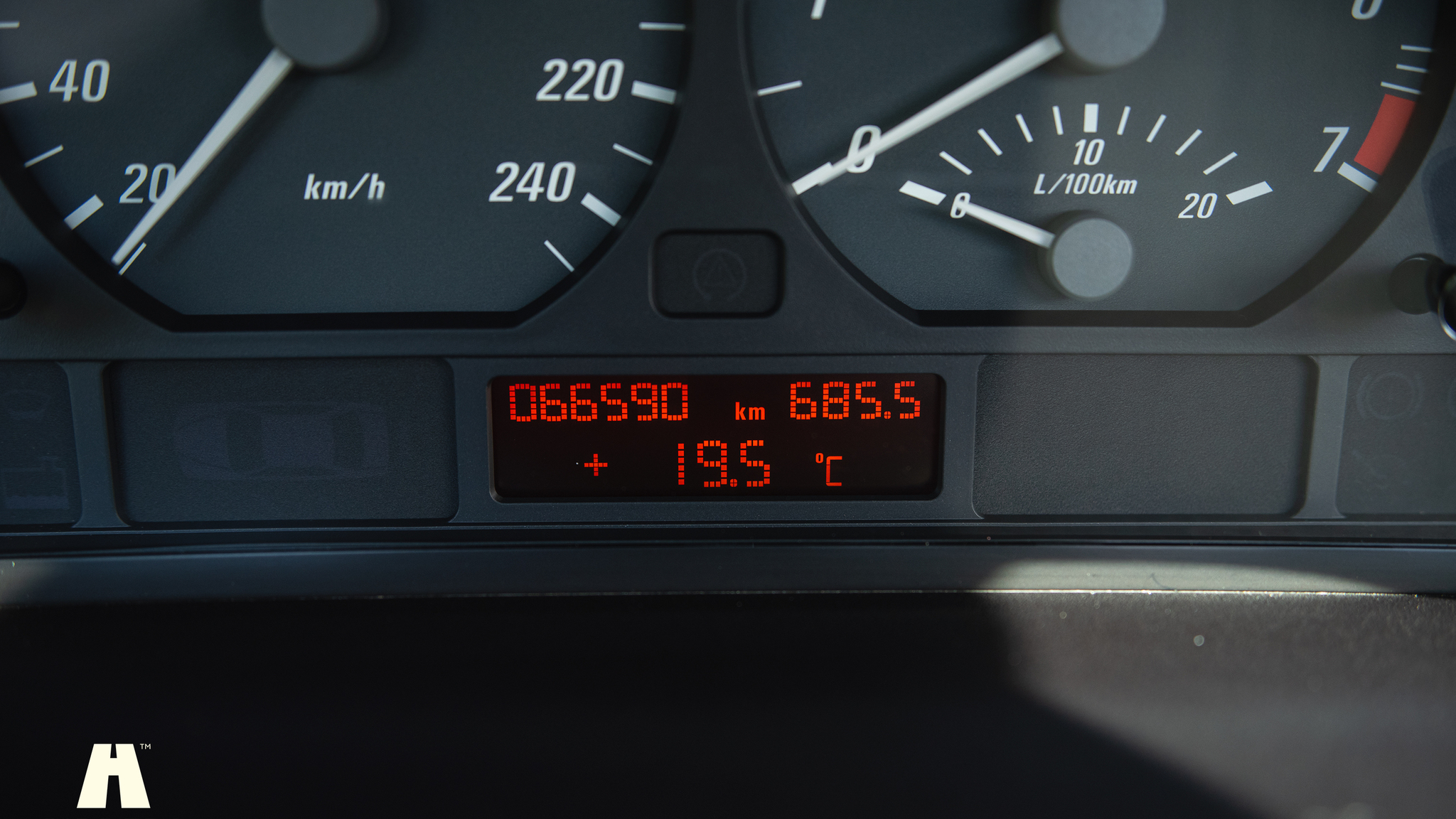 Innenraumfoto von 2005 BMW 320ci M-sport Cabriolet