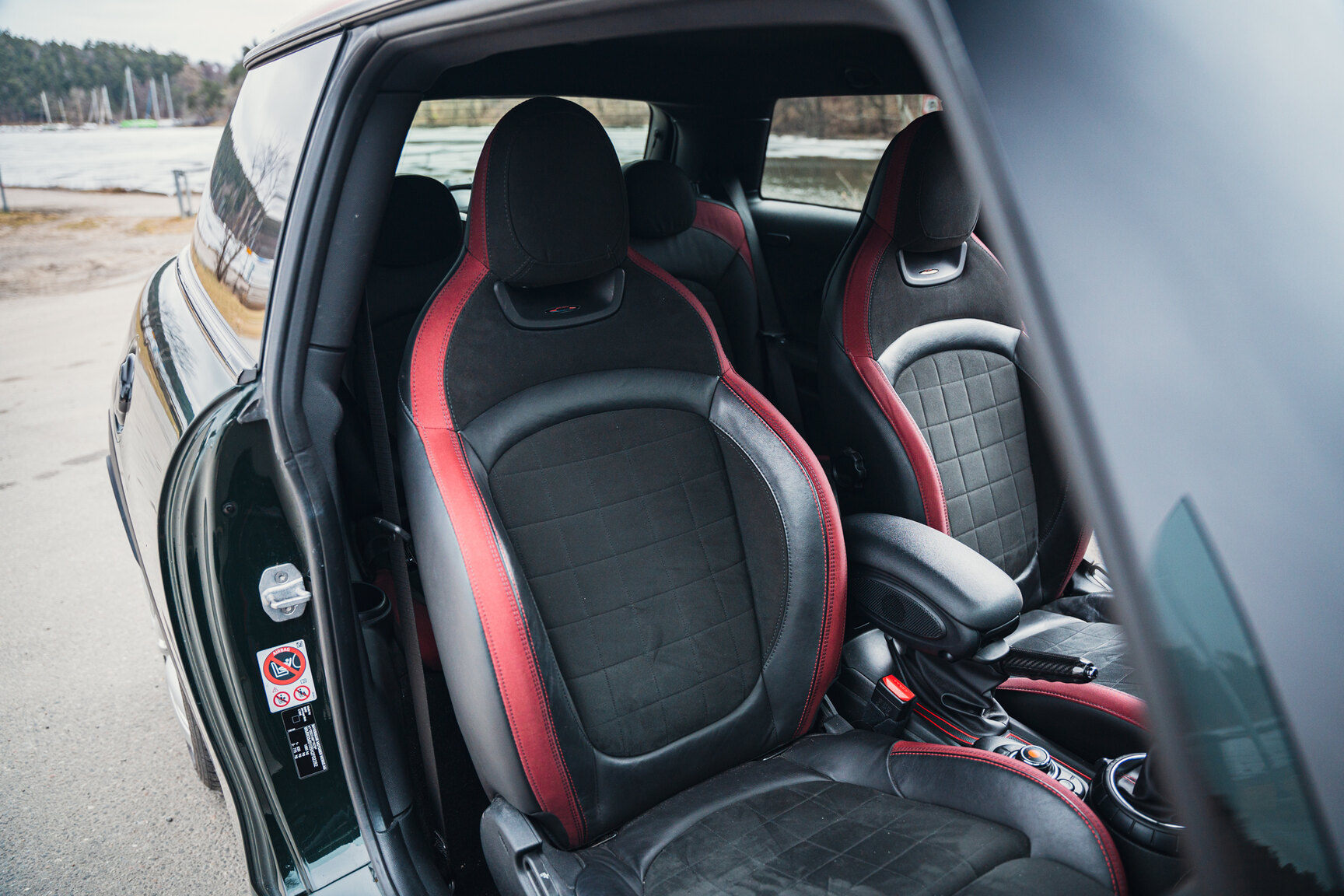 Interiörbild 2017 Mini Cooper JCW