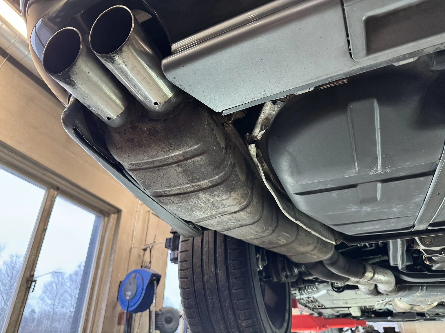 1993 BMW E34 M5 Touring  (73), Mekanik