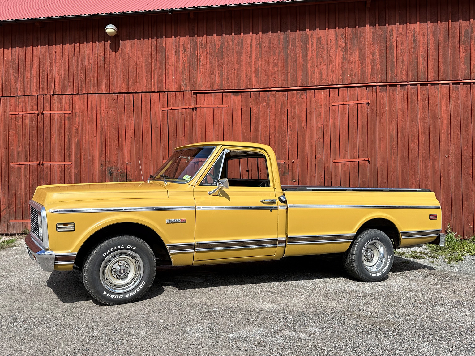 Exterior image of 1972 Chevrolet C10 Cheyenne (15)