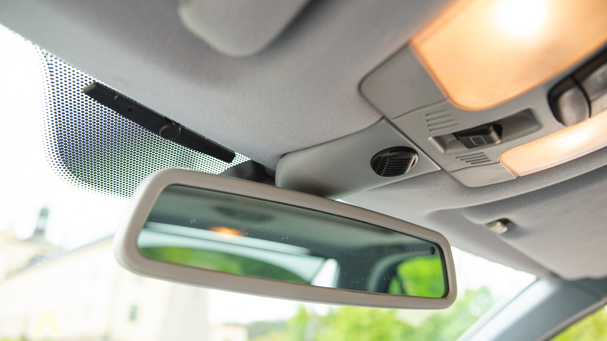 Innenraumfoto von 2000 Mercedes E430