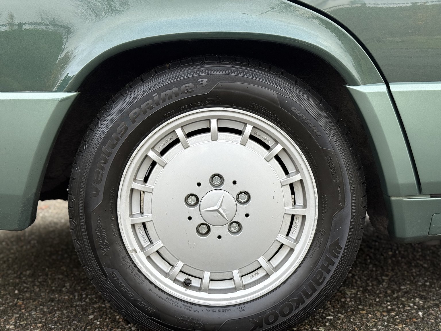 Aussenfoto 1989 Mercedes-Benz 190 E