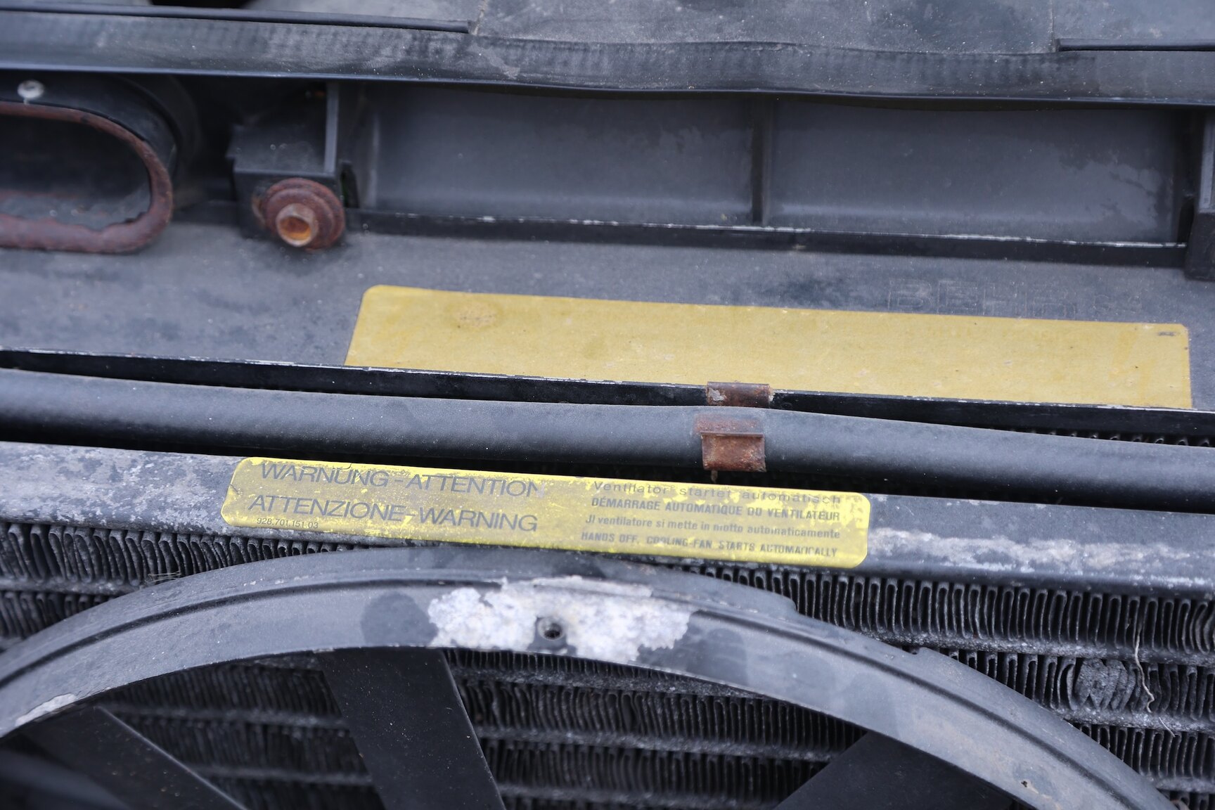 Image of 1981 Porsche 928 S mechanics