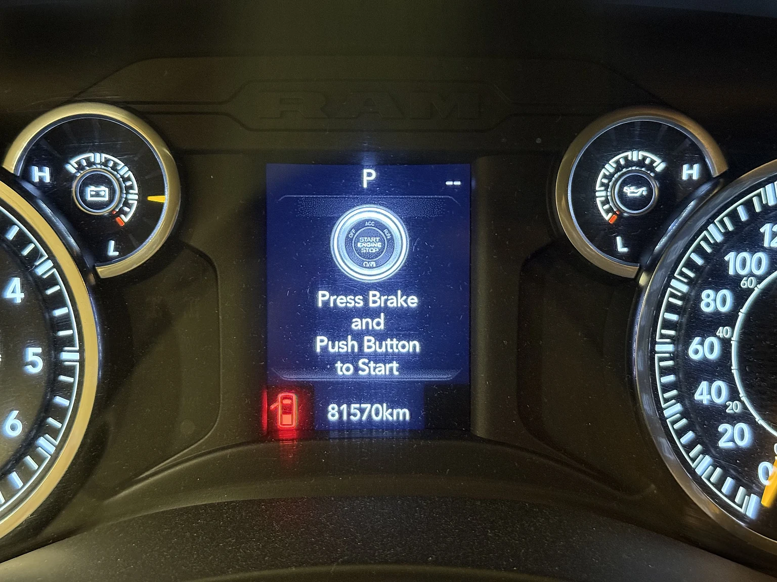 Interiörbild 2020 Dodge Ram 2500 Overland (23)