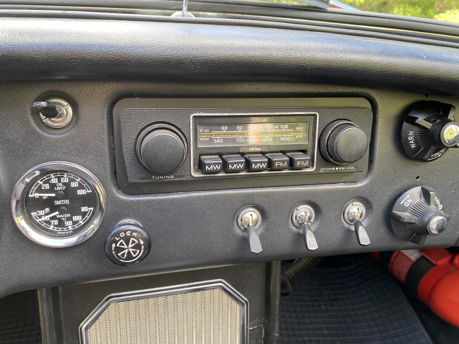 Interior image of 1967 MG MGB 1800