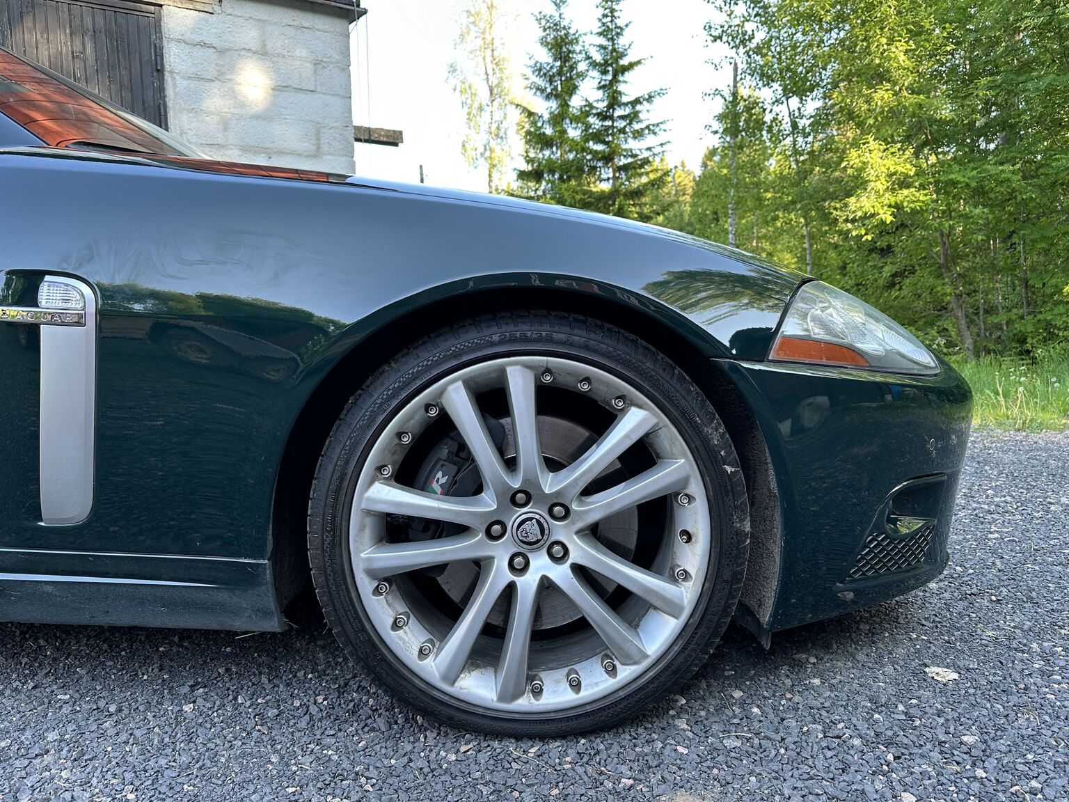 Exteriörbild på 2007 Jaguar XKR (10)