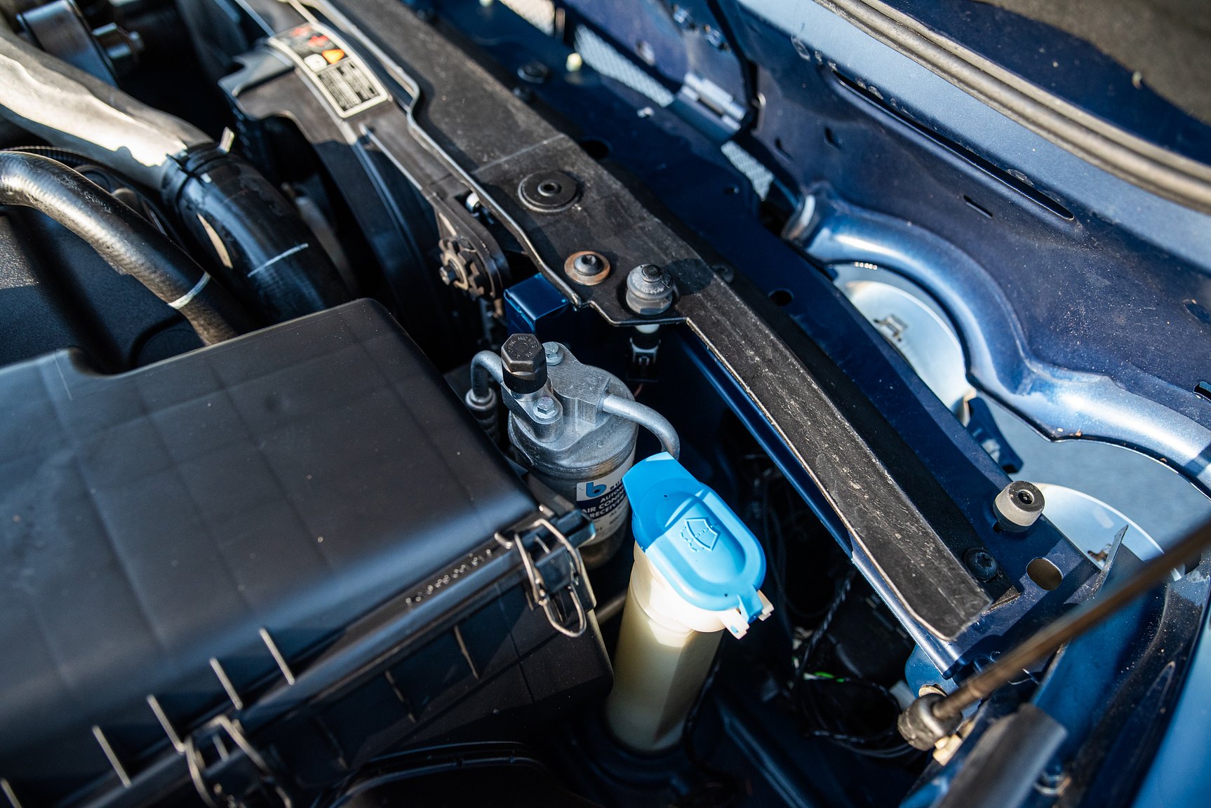 Image of 2001 Jaguar XJR mechanics