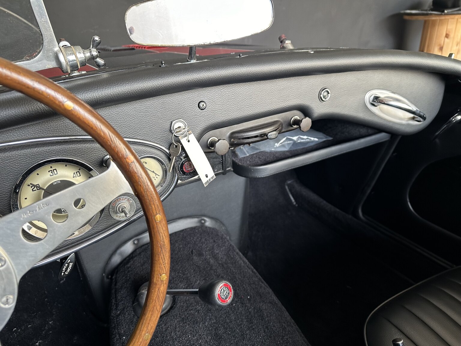 Interiörbild 1959 Austin-Healey 3000 BN7