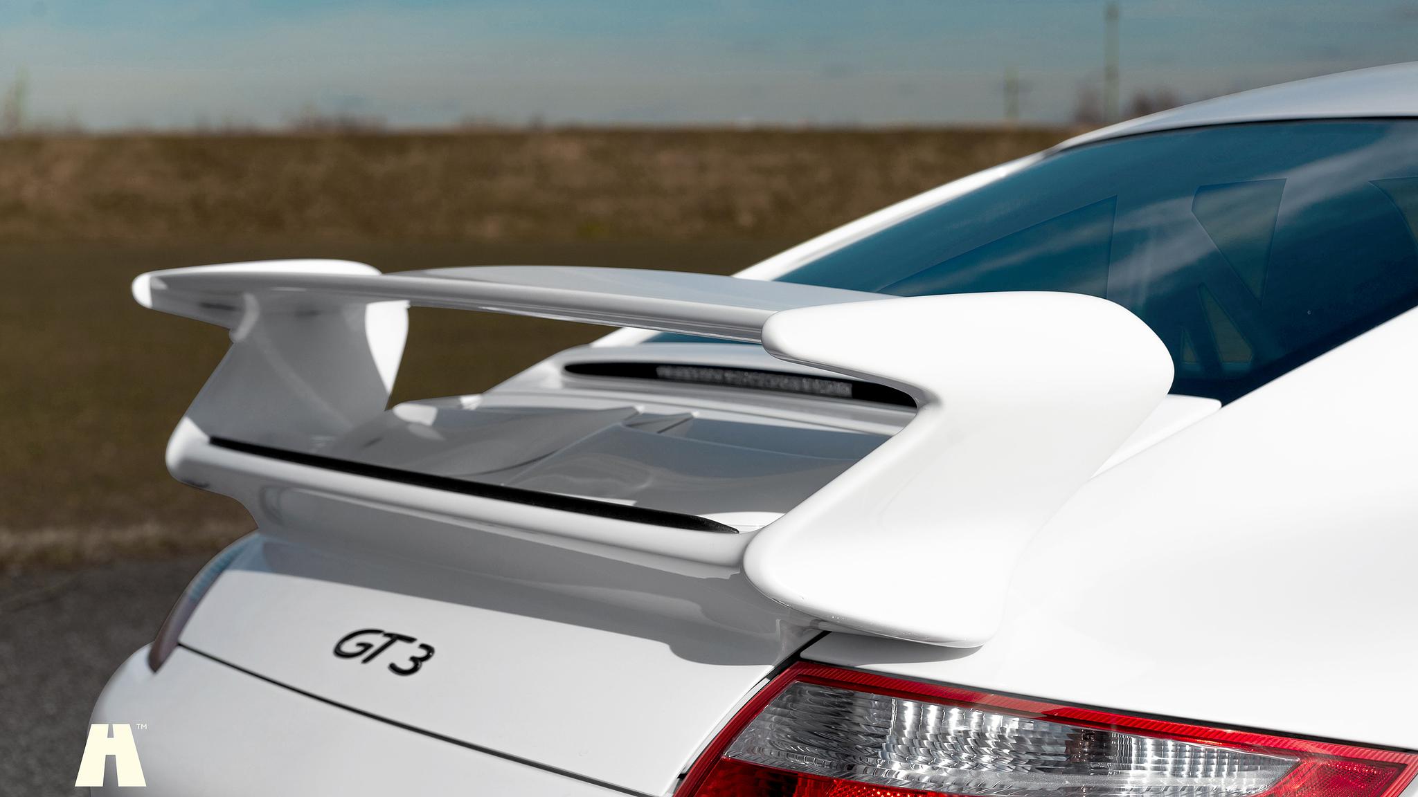 Exterior image of 2007 Porsche 997 GT3 Gen 1  (16)