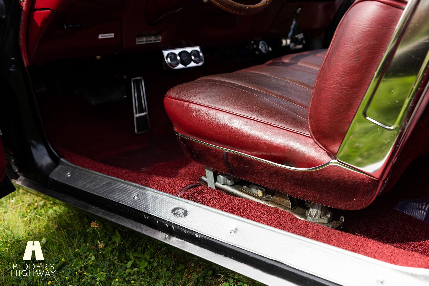 Interior image of 1973 Buick Electra Custom 2D HT Coupe