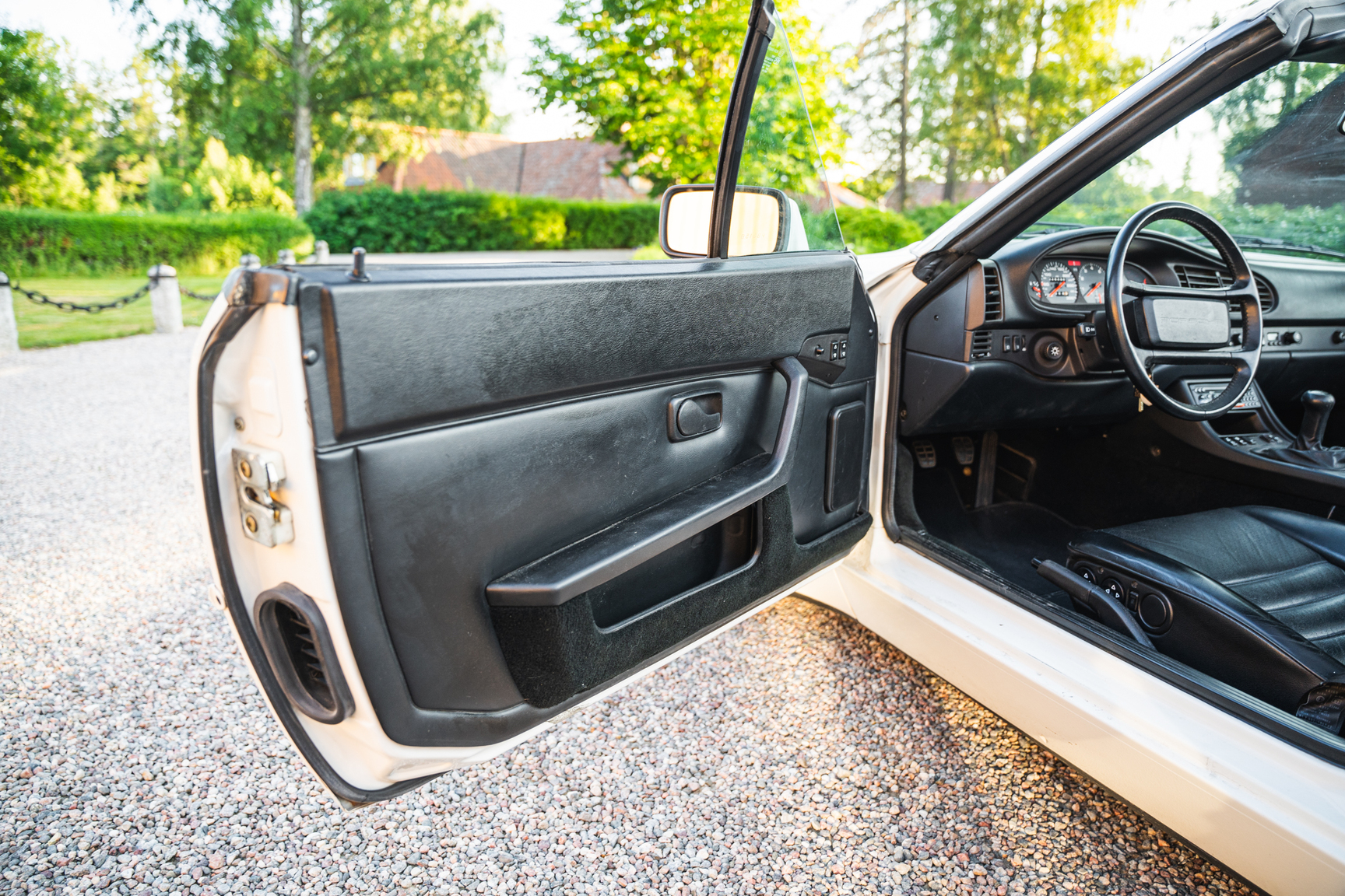 Innenraumfoto von 1991 Porsche 944 Turbo Cabriolet
