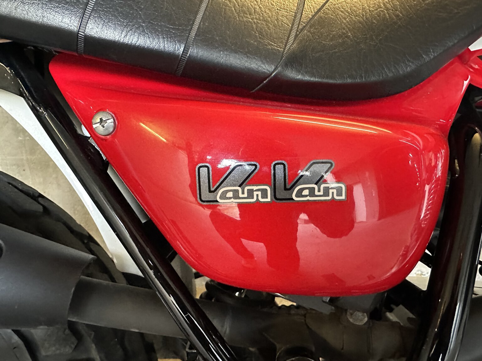 Exteriörbild på 2013 Suzuki RV125 Van Van