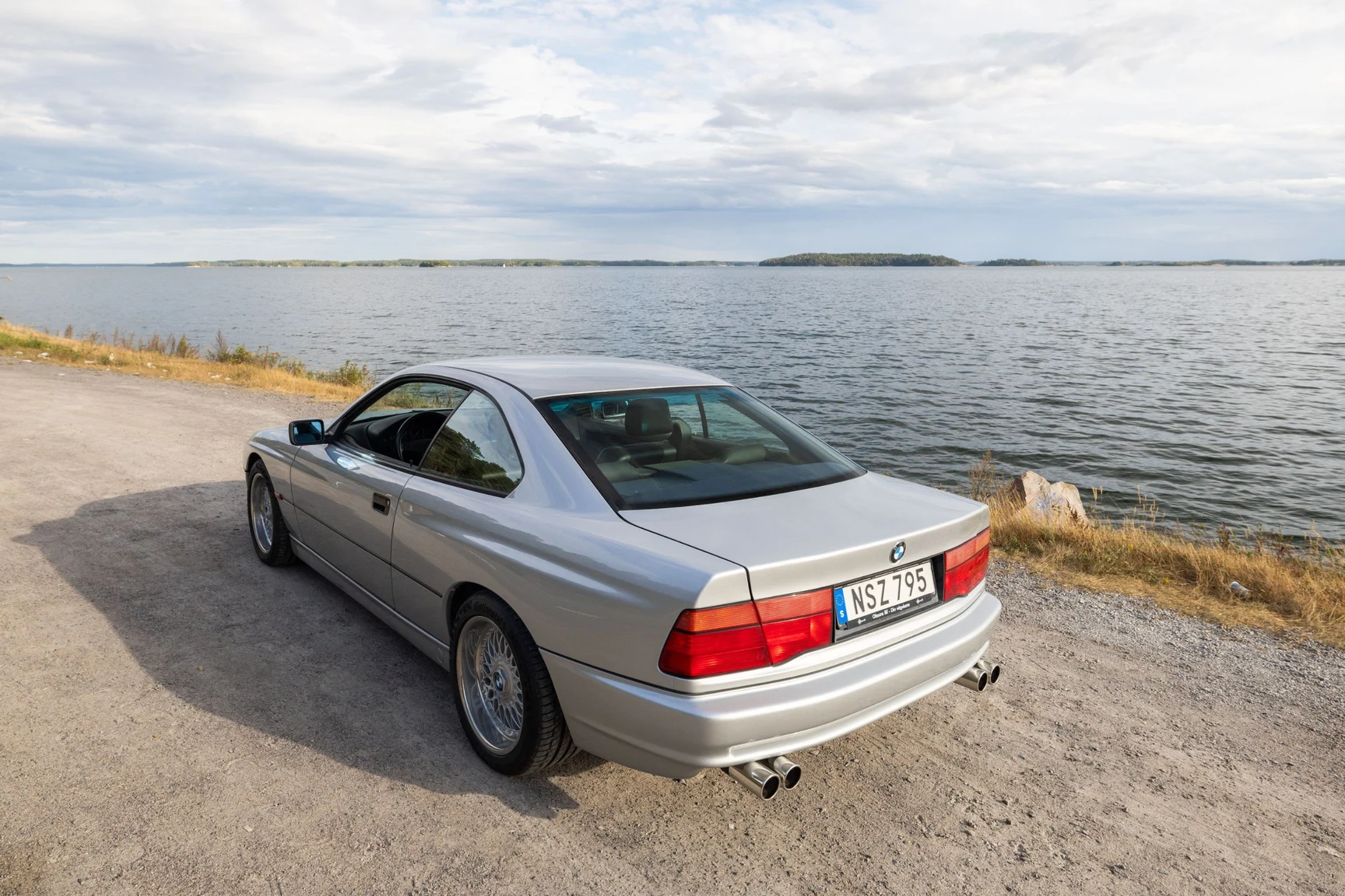 Aussenfoto 1991 BMW 850i 6-växlad manuell (57)