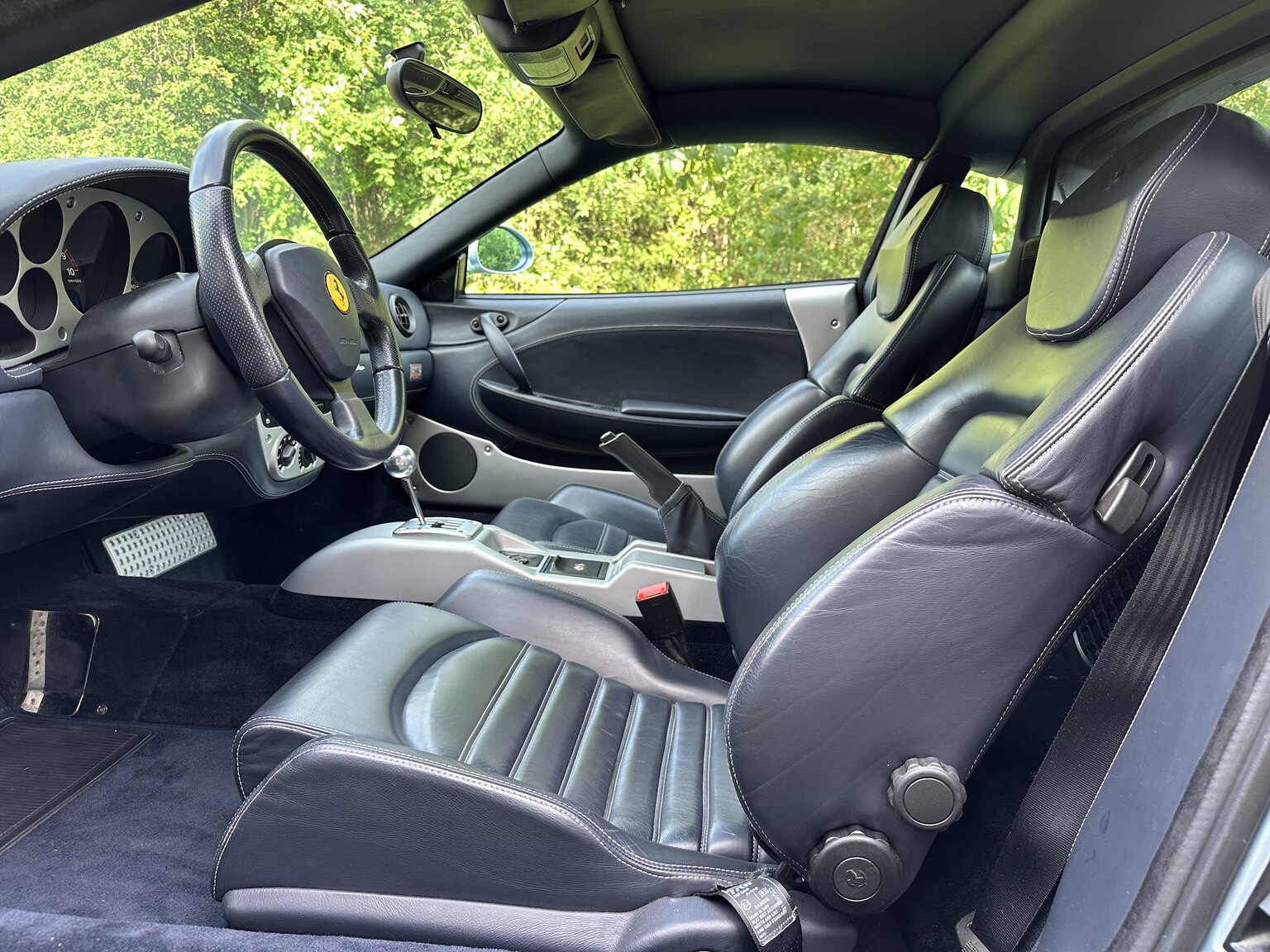 Interior image of 2001 Ferrari 360 Modena V8 Manual (5)