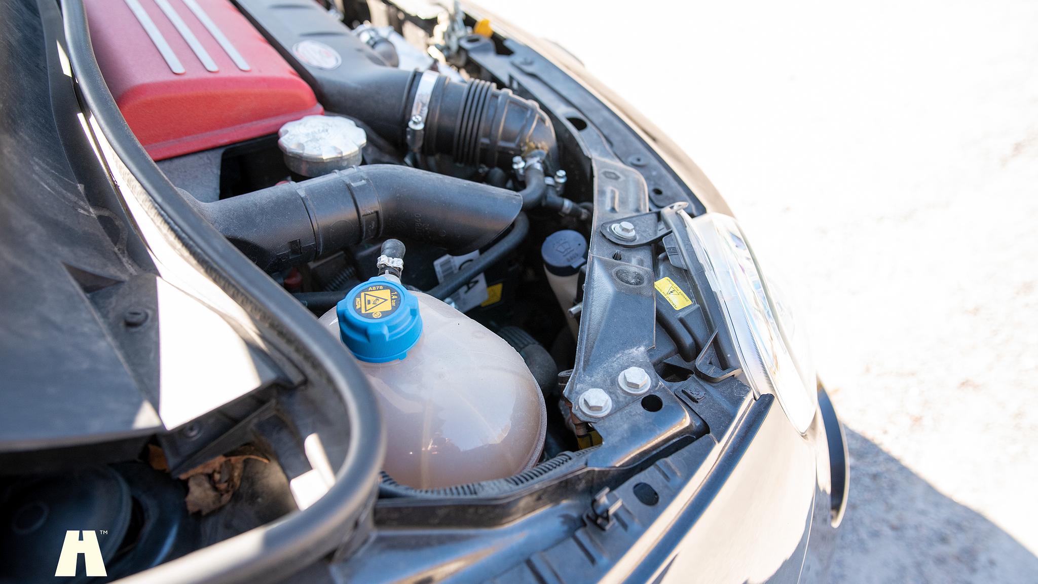 2016 Abarth 595 Competizione (12), Mekanik