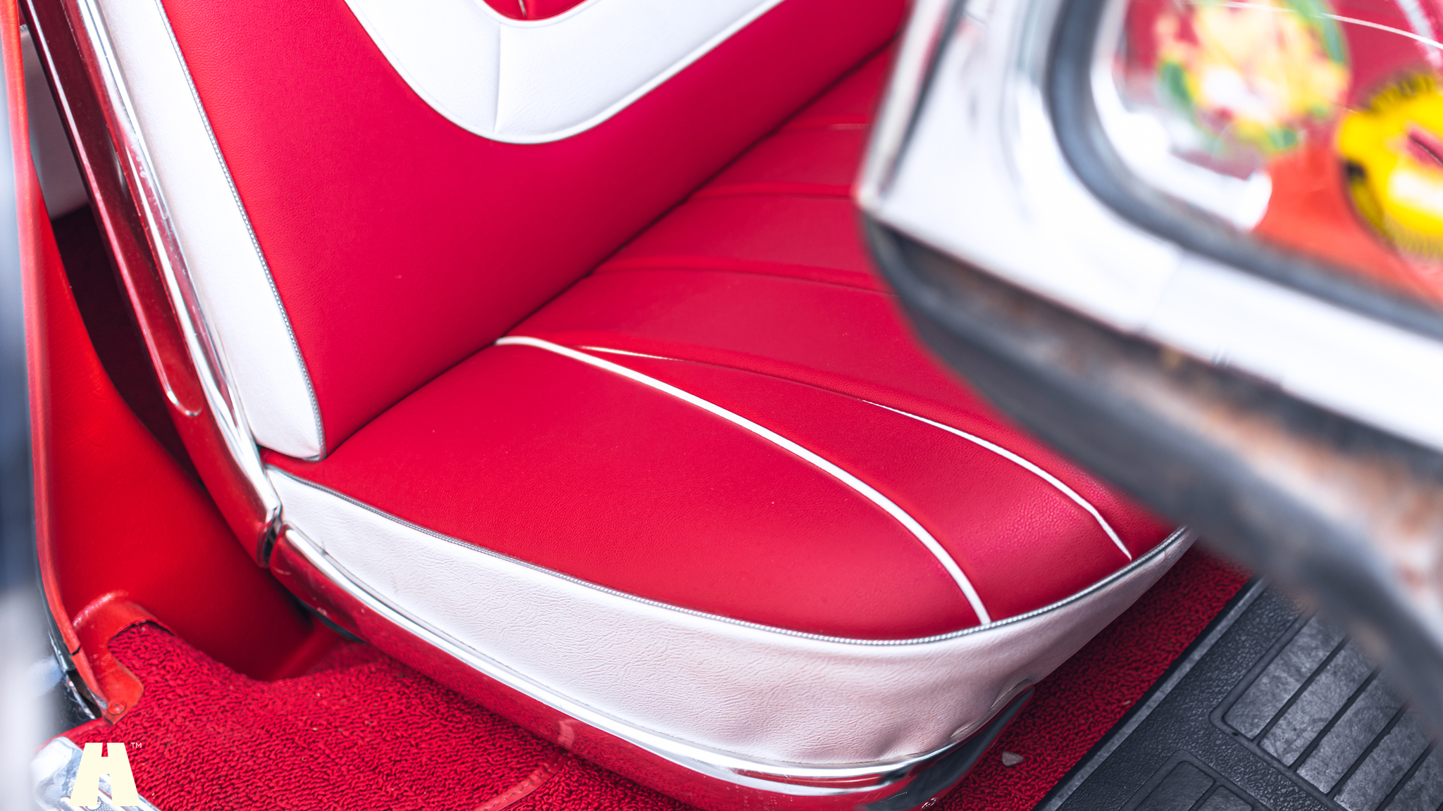 Interior image of 1960 Chevrolet Impala Flattop 348 Bigblock (15)