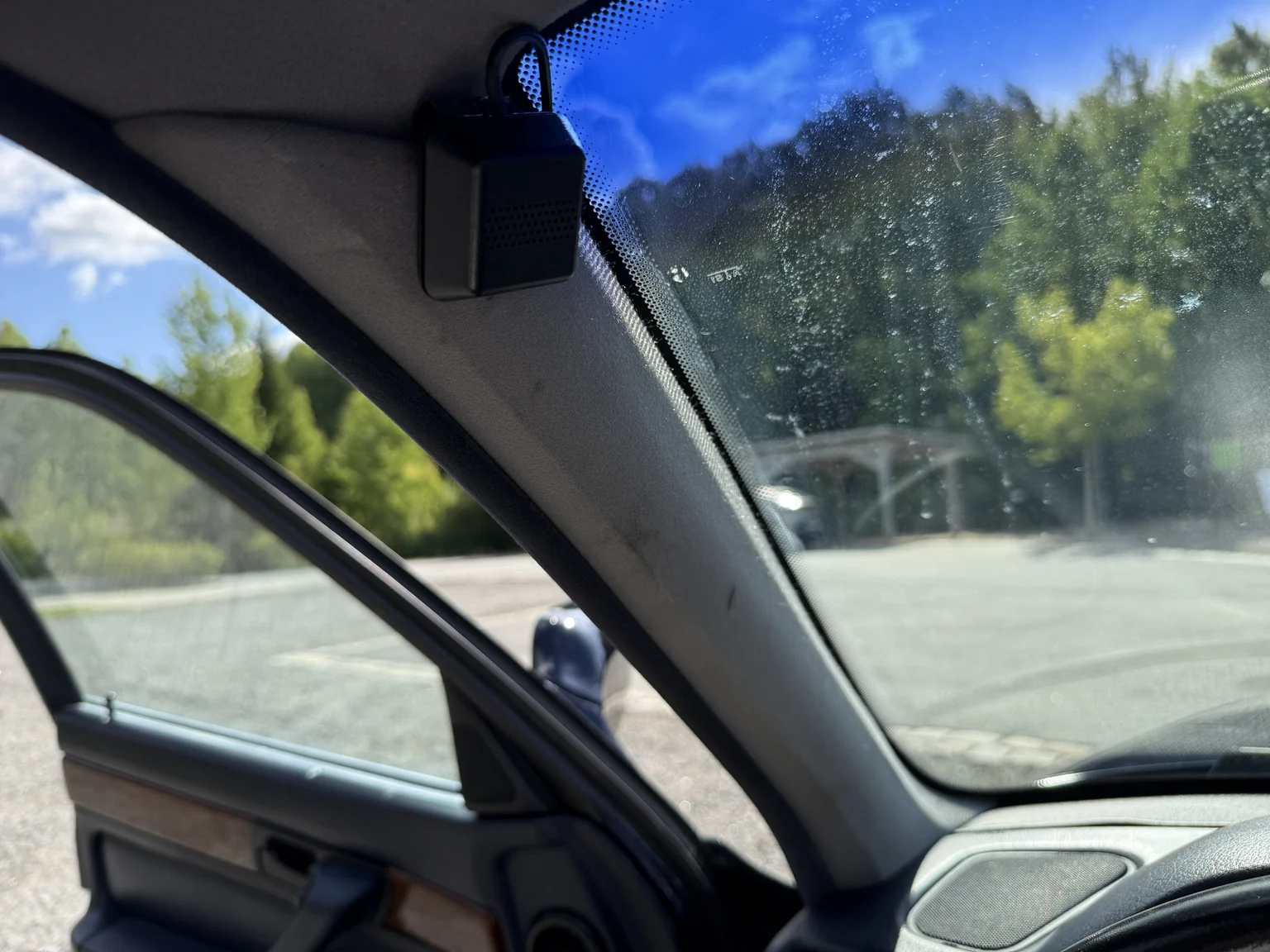Interior image of 1990 BMW 750i (46)