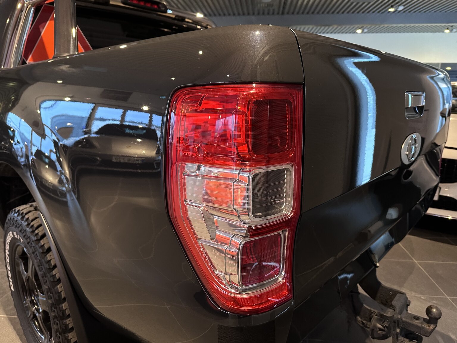 Exteriörbild på 2006 Nissan Navara A-traktor (15)