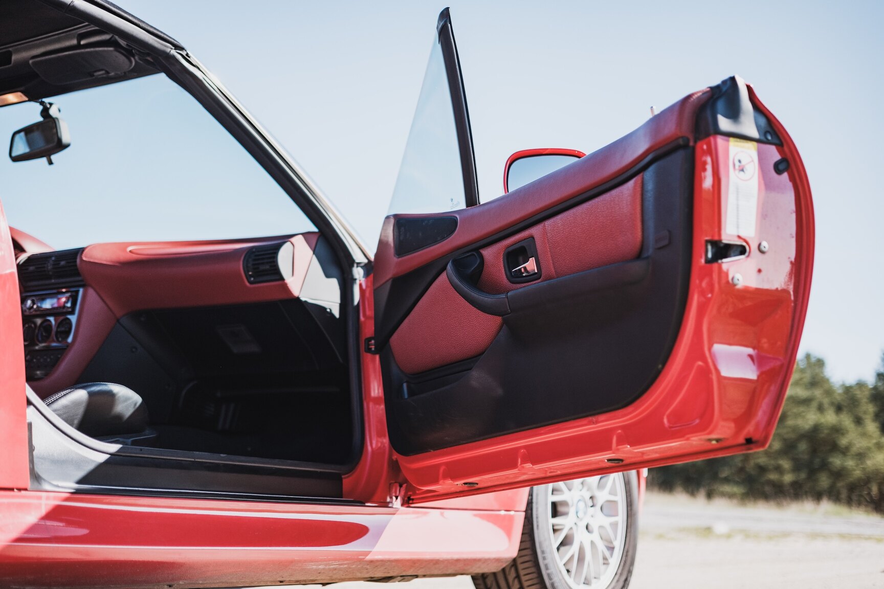 Interior image of 1999 BMW Z3 2.8i Roadster